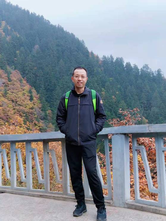 达正岳副教授